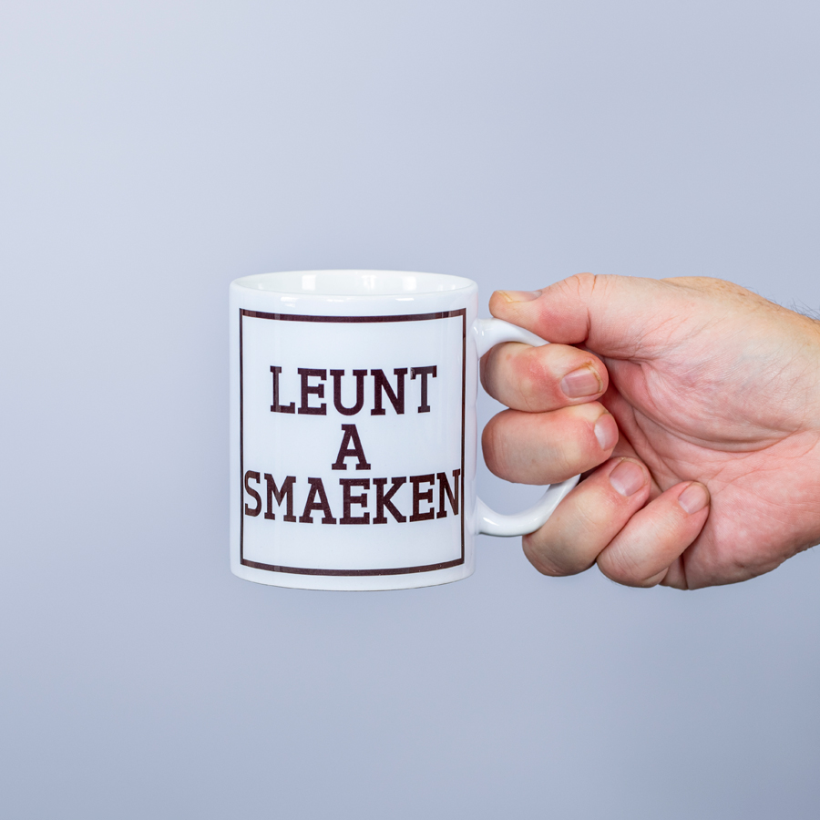 MERCHTEMSE DIALECT TAS leunt a smaeken ! (smakelijk !)